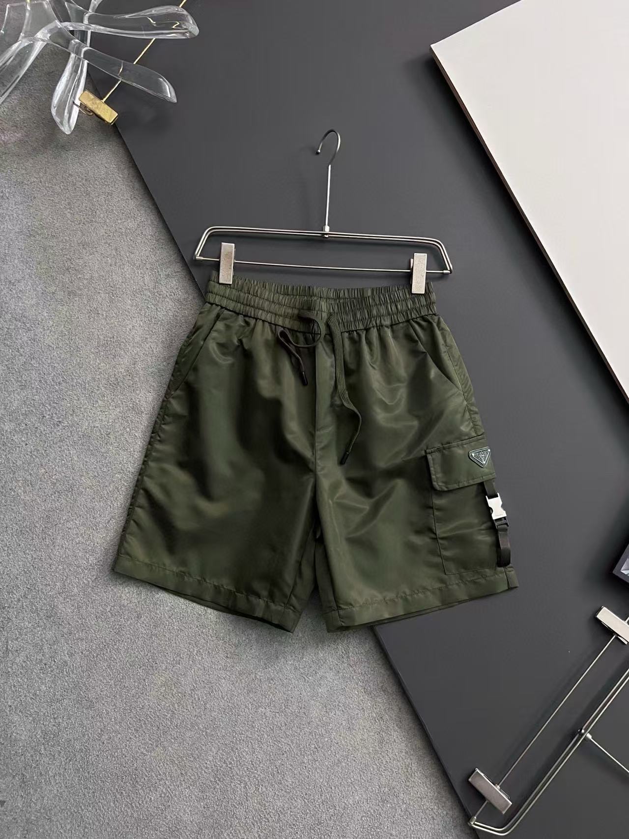 Short Prada