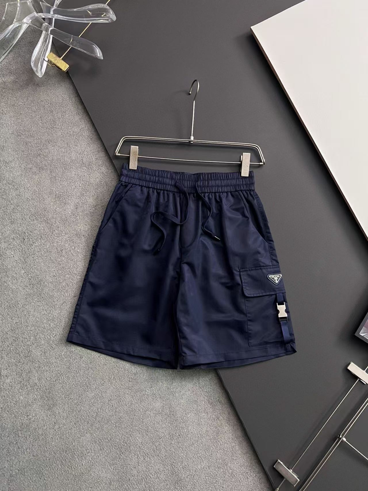 Short Prada