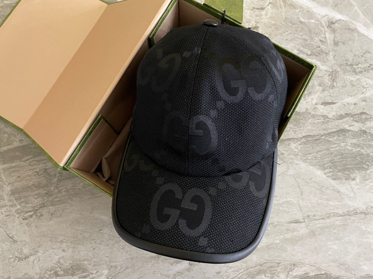 Gucci Noir Jumbo