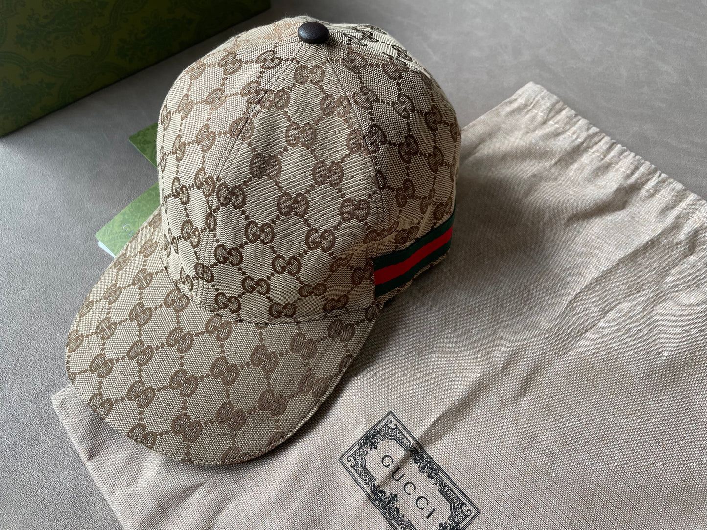 Gucci Canvas classique - 2 colors
