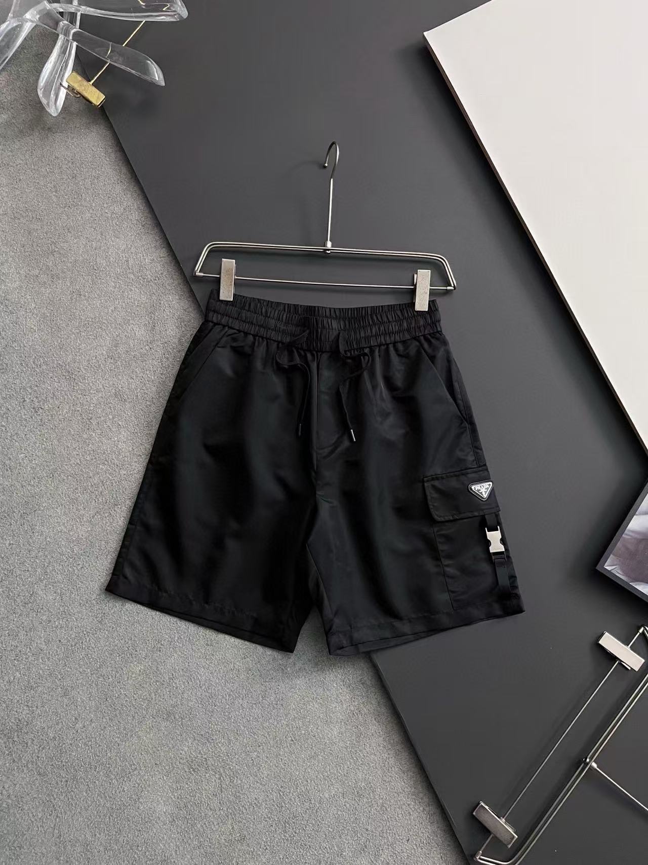 Short Prada