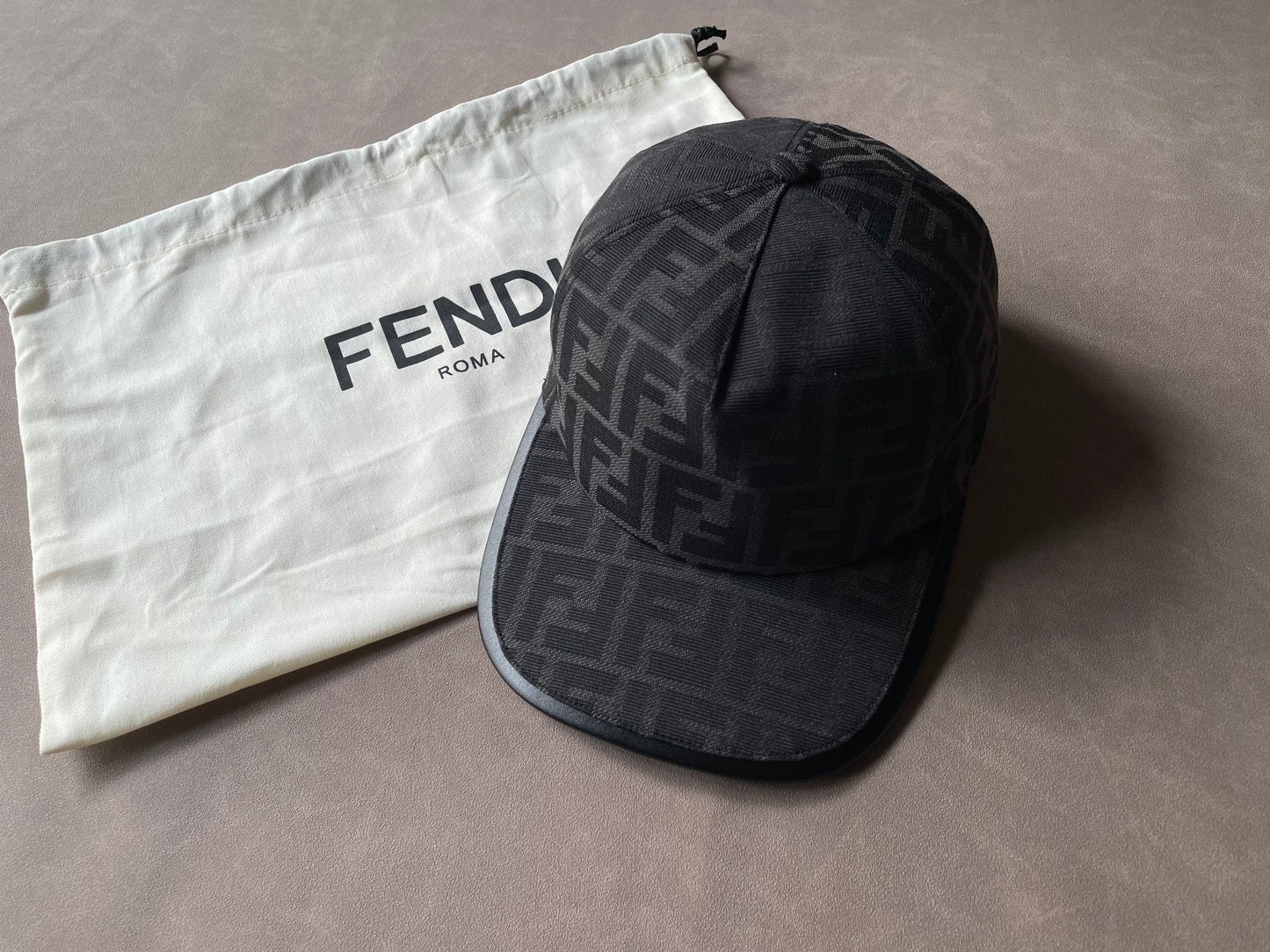 Fendi monogram noir