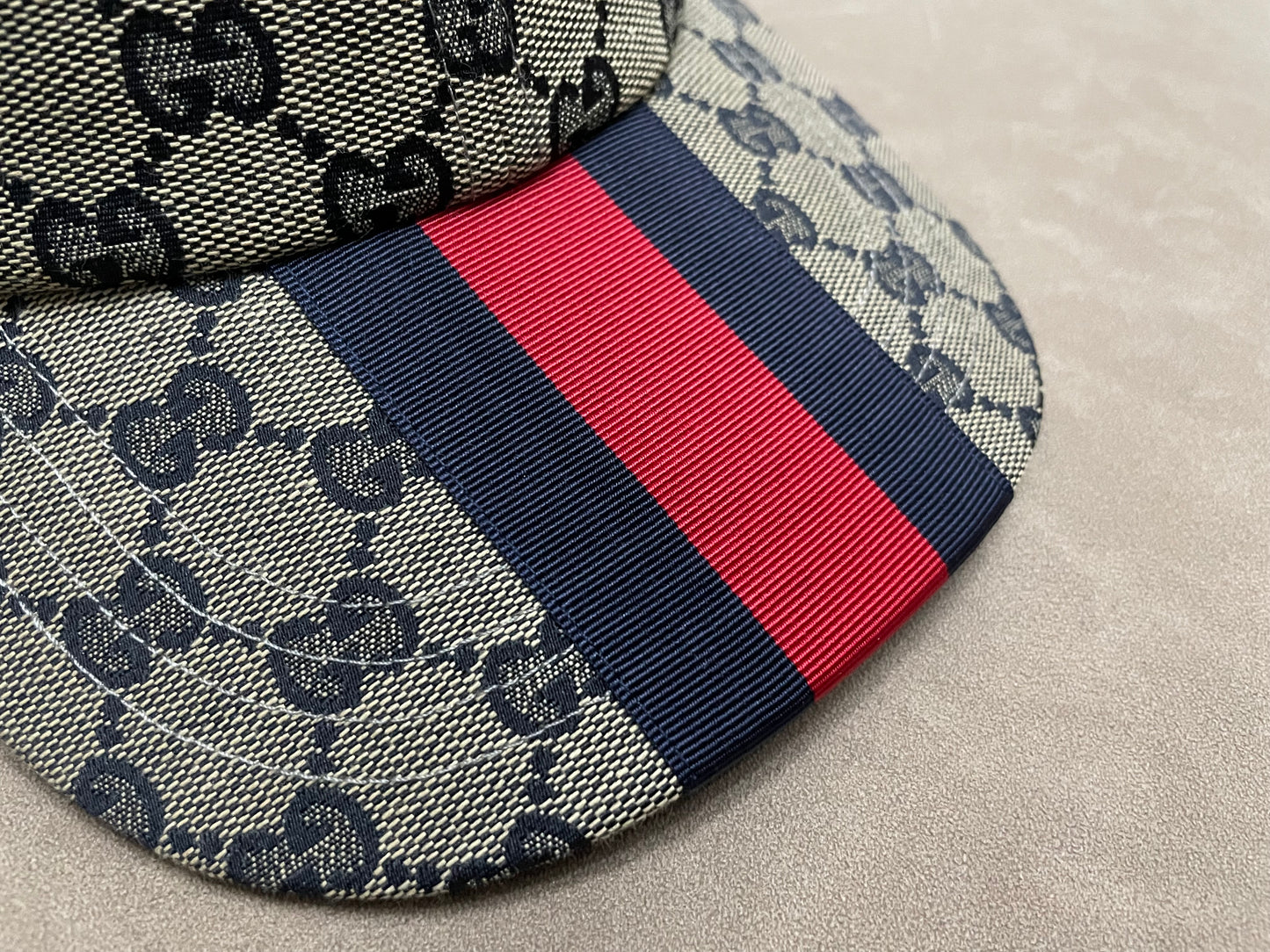 Gucci GG Beige et bleu