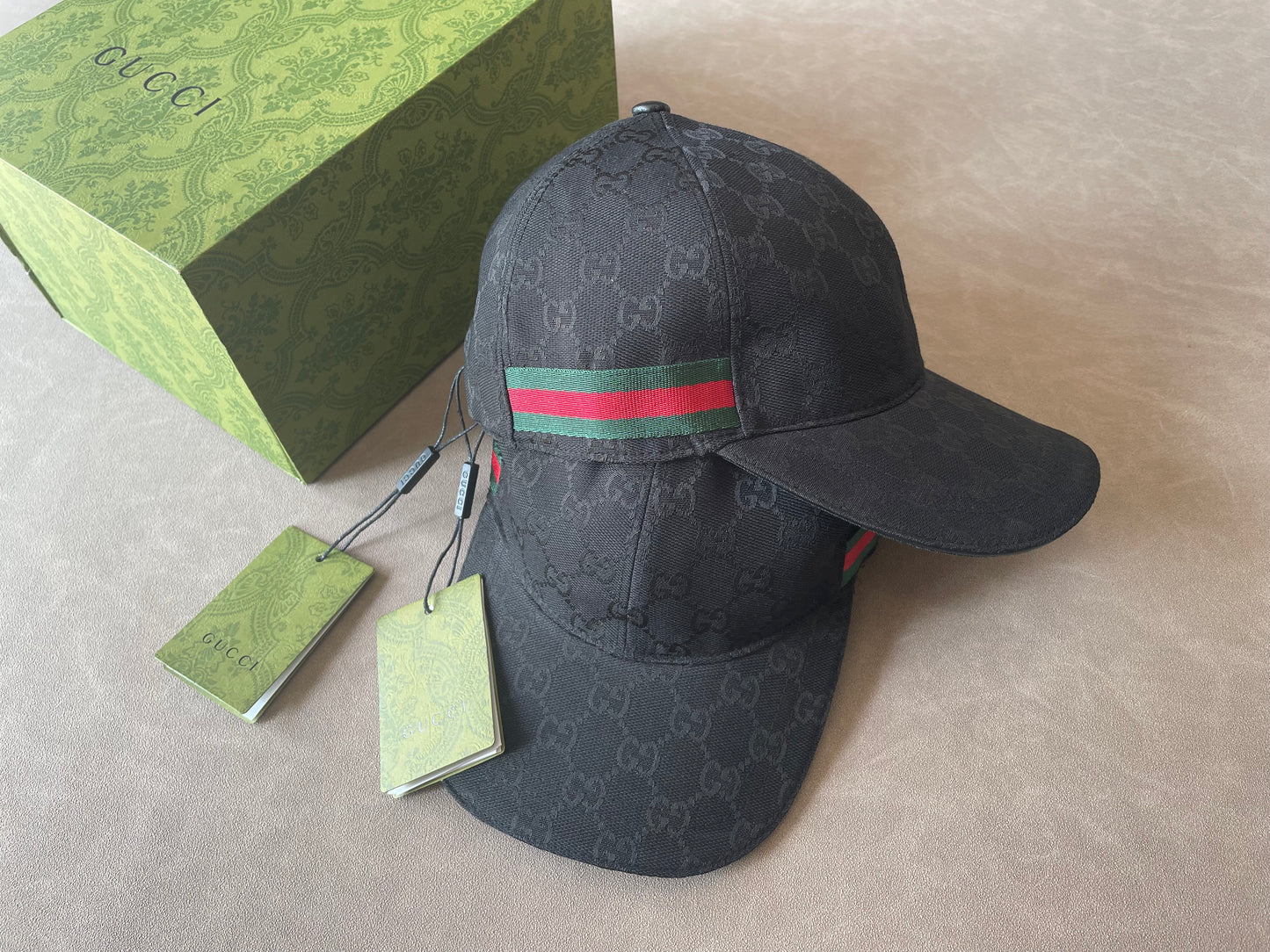 Gucci noir bande classique