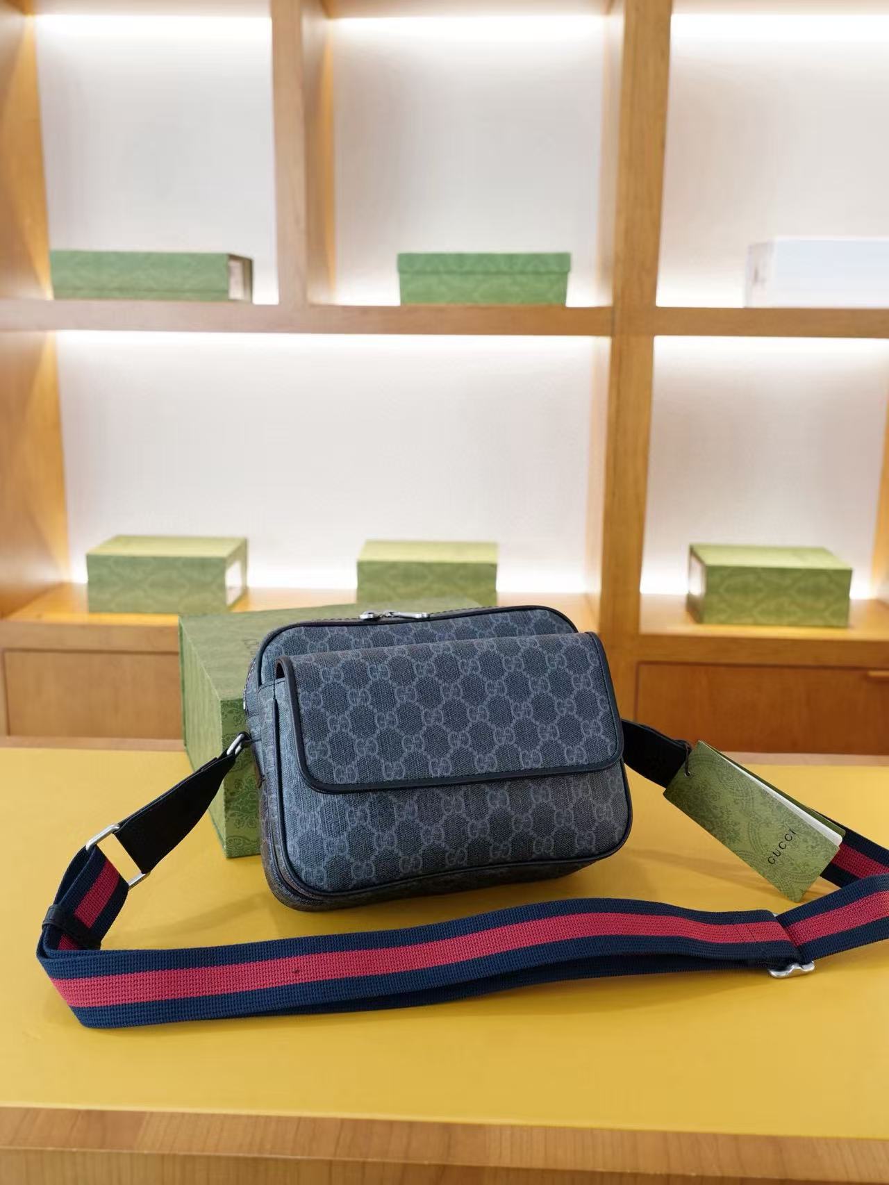 Gucci Supreme
